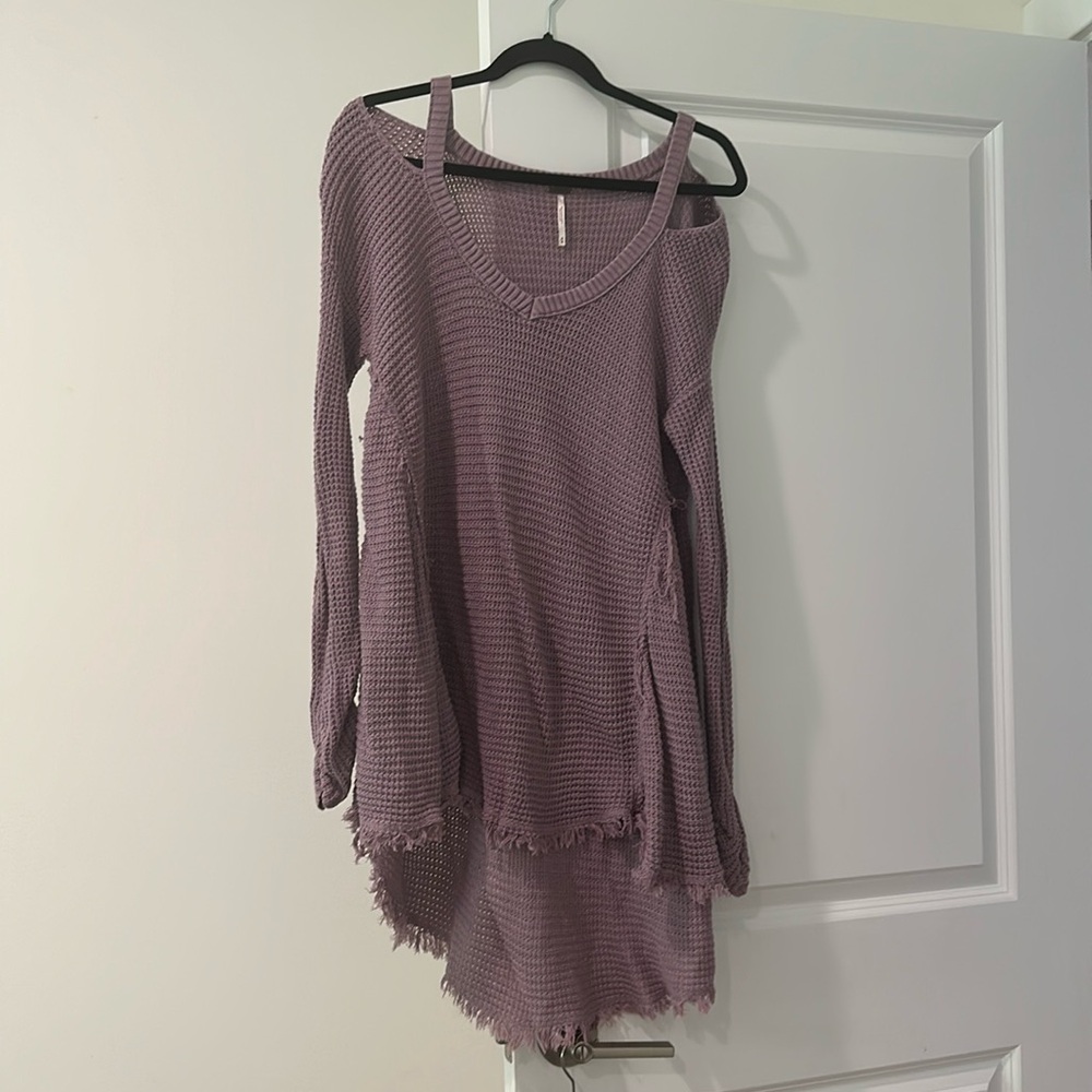 Medium purple high low sweater with shoulder cut out